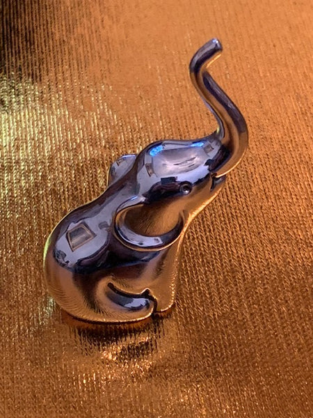 Spread the Luck!! Lucky Elephant Ring Maker