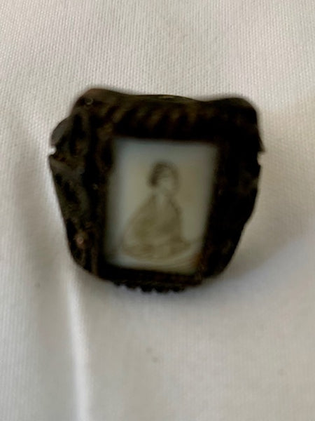 Pyramid of the Golden Geisha and Her Bone Relic Ring