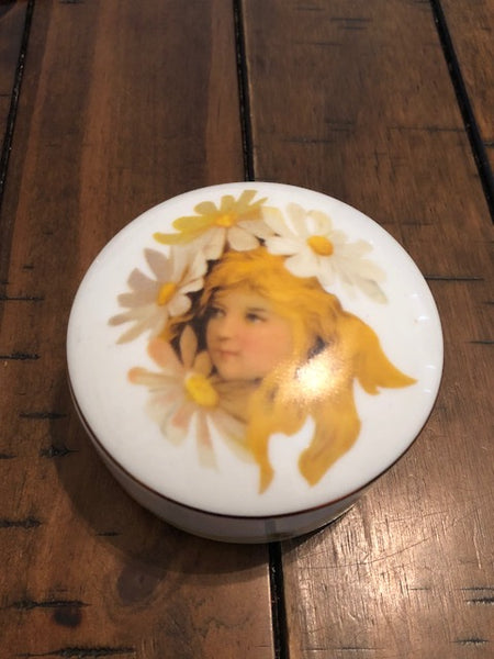 Irish Daisy Fairies Charging Box, Youtube