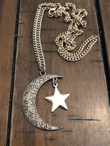 Benandanti Moon