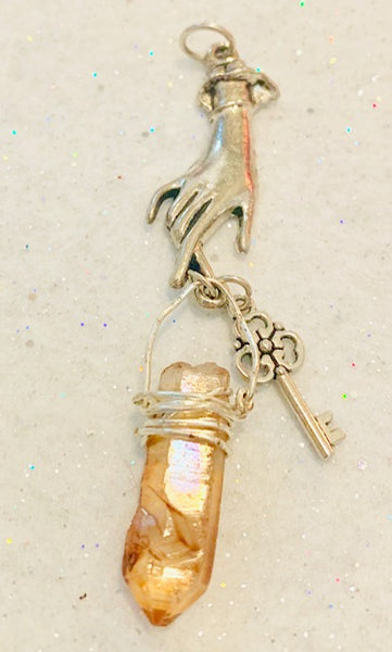 Cave of Proverbs Quartz Pendulum