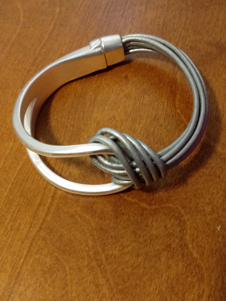Magnetic Attraction Bracelet, Youtube