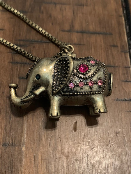 Your Own Lucky Elephant, Youtube Lindy