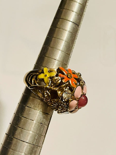 Quadrilateral Wealth Ring