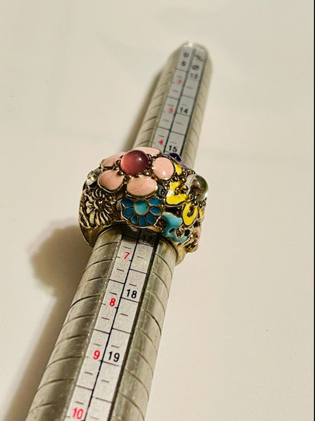 Quadrilateral Wealth Ring