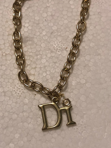 Dior and Wealth, Dior Bracelet