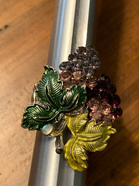 Costume Ring w/Grapes:  Grapes of Wealth