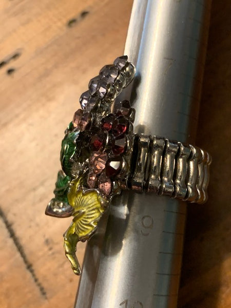 Costume Ring w/Grapes:  Grapes of Wealth