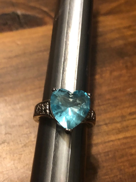 COSTUME RING, BLUE HEART STONE, LOVE MATCH:  BLUE HEART NO MORE