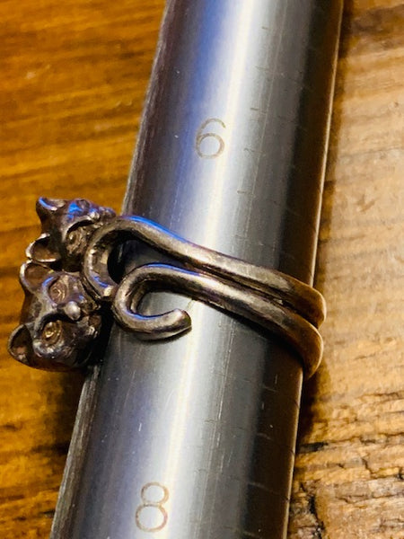 Gemini Witches Cat Familiar RIng-- Because 2 are Better Than 1
