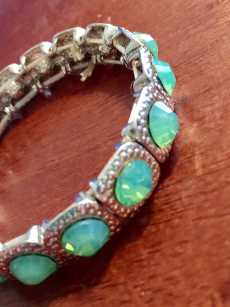 ESSENCE OF THE MERMAID